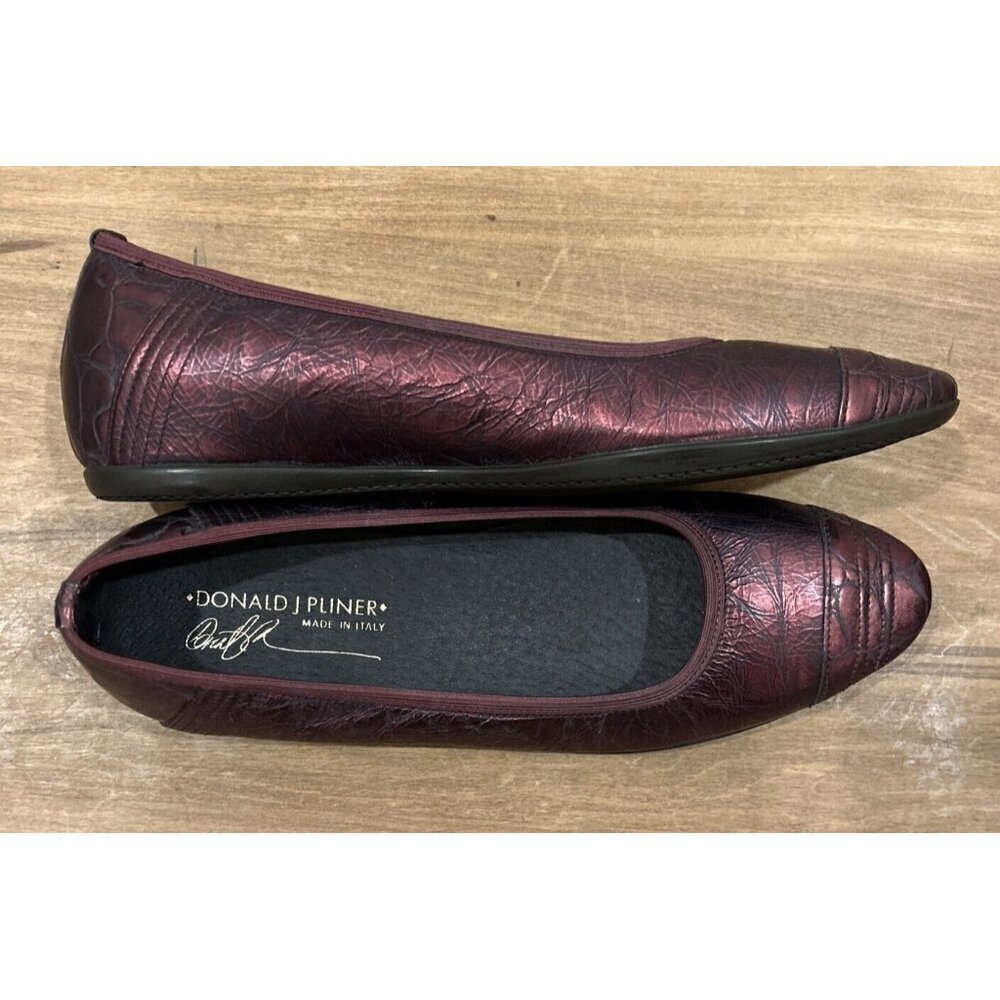 DONALD J. PLINER Hideyo Wine Metallic Flats Cap Toe Croco Womens US 6M $235